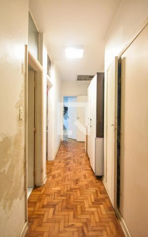 Casa à venda com 400m², 3 quartos e 4 vagasCorredor 