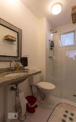 Apartamento para alugar com 77m², 3 quartos e 1 vaga Apartamento para alugar com 77m², 3 quartos e 1 vagaBanheiro