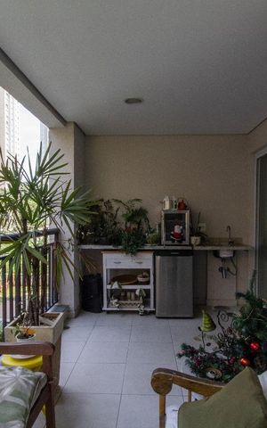 Apartamento para alugar com 77m², 3 quartos e 1 vaga Apartamento para alugar com 77m², 3 quartos e 1 vagaSala (varanda)