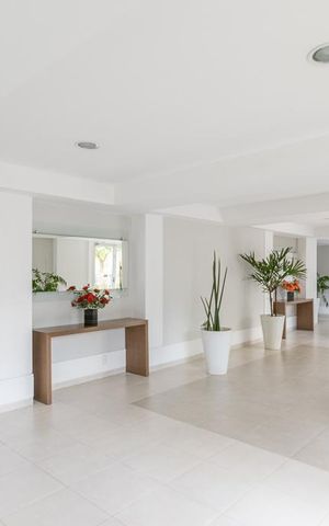 Apartamento à venda com 87m², 2 quartos e 1 vaga Apartamento à venda com 87m², 2 quartos e 1 vagaHall de Entrada