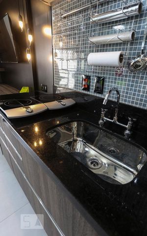 Studio para alugar com 31m², 1 quarto e sem vaga Studio para alugar com 31m², 1 quarto e sem vagaEstudio Cozinha
