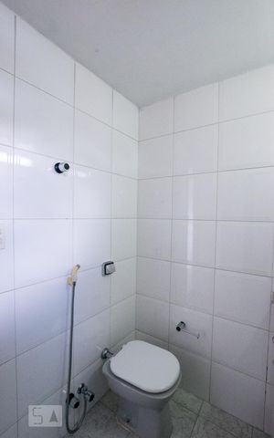Apartamento à venda com 90m², 3 quartos e 1 vaga Apartamento à venda com 90m², 3 quartos e 1 vagaBanheiro Social