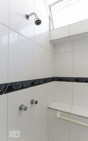 Apartamento à venda com 150m², 3 quartos e 2 vagas Apartamento à venda com 150m², 3 quartos e 2 vagasBanheiro Suíte