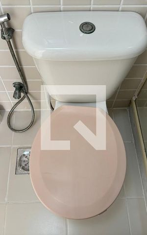 Casa de condomínio para alugar com 109m², 3 quartos e 1 vaga Casa de condomínio para alugar com 109m², 3 quartos e 1 vagaSuíte 2 - Banheiro