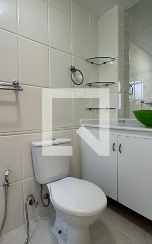 Casa de condomínio para alugar com 109m², 3 quartos e 1 vaga Casa de condomínio para alugar com 109m², 3 quartos e 1 vagaSite 1 - Banheiro