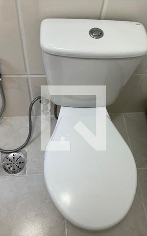Casa de condomínio para alugar com 109m², 3 quartos e 1 vaga Casa de condomínio para alugar com 109m², 3 quartos e 1 vagaSite 1 - Banheiro