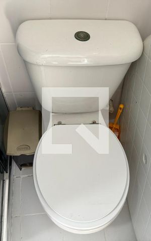 Casa de condomínio para alugar com 109m², 3 quartos e 1 vaga Casa de condomínio para alugar com 109m², 3 quartos e 1 vagaSuíte 3 - Banheiros