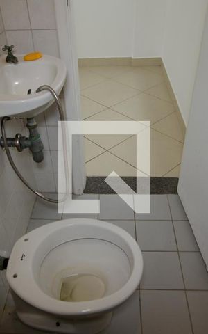 Apartamento à venda com 158m², 3 quartos e 2 vagas Apartamento à venda com 158m², 3 quartos e 2 vagasBanheiro de serviço