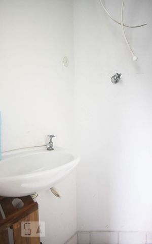Apartamento à venda com 43m², 1 quarto e 1 vaga Apartamento à venda com 43m², 1 quarto e 1 vagaBanheiro de serviço