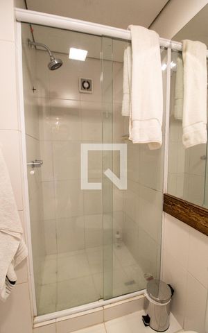 Apartamento à venda com 120m², 1 quarto e 1 vaga Apartamento à venda com 120m², 1 quarto e 1 vagaBanheiro