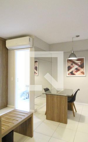 Apartamento para alugar com 68m², 2 quartos e 1 vagaSala
