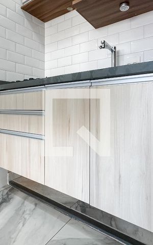 Apartamento para alugar com 35m², 1 quarto e sem vaga Apartamento para alugar com 35m², 1 quarto e sem vagaCozinha - Armários