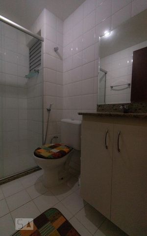 Apartamento à venda com 96m², 3 quartos e 1 vaga Apartamento à venda com 96m², 3 quartos e 1 vagaBanheiro