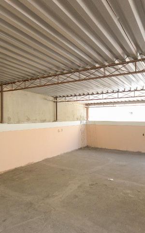 Casa para alugar com 350m², 5 quartos e 1 vagaCobertura