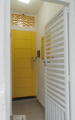 Studio para alugar com 16m², 1 quarto e sem vaga Studio para alugar com 16m², 1 quarto e sem vagaEntrada