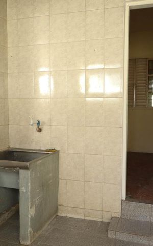 Casa para alugar com 152m², 3 quartos e 1 vaga Casa para alugar com 152m², 3 quartos e 1 vagaÁrea de Serviço