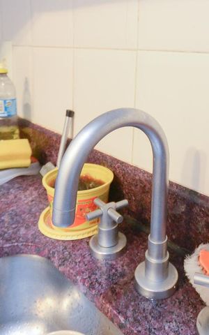 Apartamento à venda com 140m², 3 quartos e 3 vagasCozinha torneira