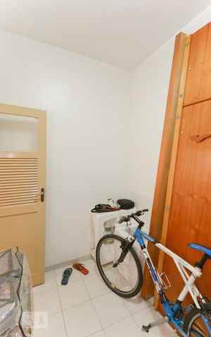 Apartamento à venda com 140m², 3 quartos e 3 vagasQuarto de serviço