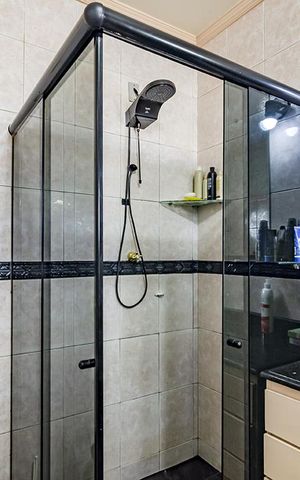 Casa à venda com 413m², 4 quartos e 4 vagas Casa à venda com 413m², 4 quartos e 4 vagasSuite Quarto 1
