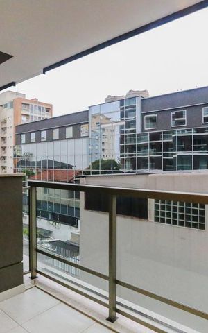 Studio para alugar com 31m², 1 quarto e 1 vaga Studio para alugar com 31m², 1 quarto e 1 vagaVaranda
