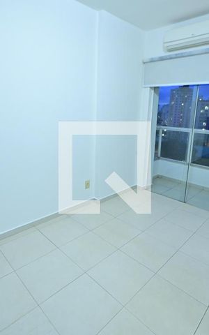 Apartamento à venda com 70m², 2 quartos e 2 vagasQuarto 2