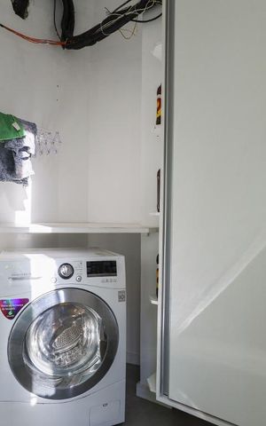 Apartamento à venda com 186m², 2 quartos e 1 vagaÁrea de Serviço