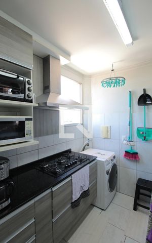 Apartamento à venda com 55m², 2 quartos e 1 vagaCozinha e Área de Serviço