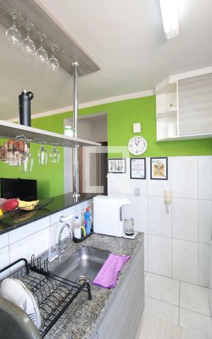 Apartamento à venda com 55m², 2 quartos e 1 vagaCozinha e Área de Serviço