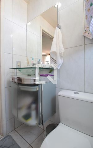 Apartamento à venda com 55m², 2 quartos e 1 vagaBanheiro Social