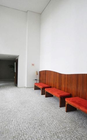 Apartamento à venda com 75m², 2 quartos e 2 vagasHall social