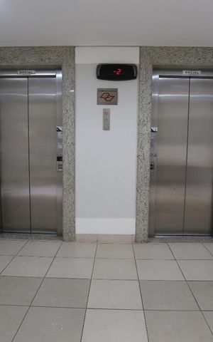 Apartamento para alugar com 74m², 3 quartos e 1 vaga Apartamento para alugar com 74m², 3 quartos e 1 vagaElevadores