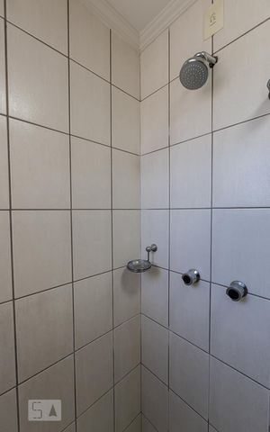 Apartamento à venda com 64m², 2 quartos e 1 vaga Apartamento à venda com 64m², 2 quartos e 1 vagaBanheiro Social