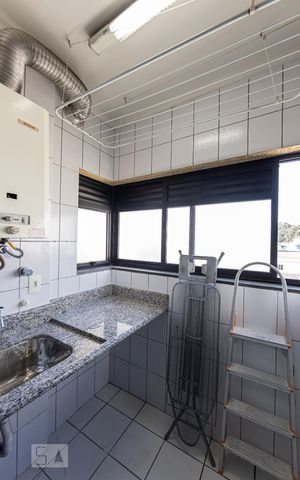 Apartamento à venda com 64m², 2 quartos e 1 vaga Apartamento à venda com 64m², 2 quartos e 1 vagaÁrea de Serviço