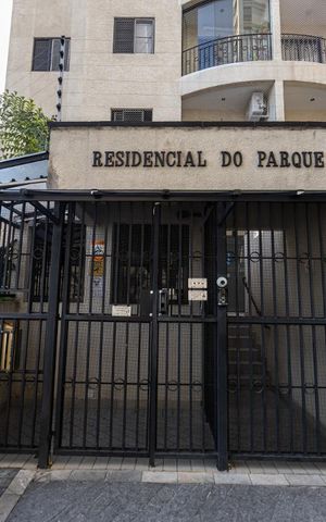 Apartamento à venda com 64m², 2 quartos e 1 vaga Apartamento à venda com 64m², 2 quartos e 1 vagaFachada