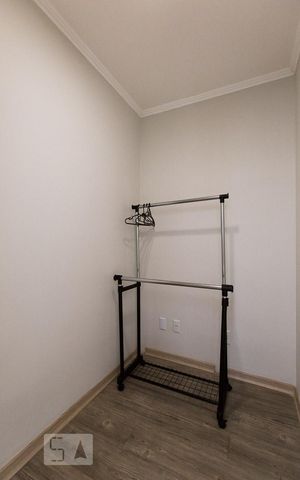 Apartamento para alugar com 40m², 2 quartos e sem vaga Apartamento para alugar com 40m², 2 quartos e sem vagaCloset