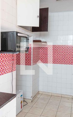 Casa à venda com 300m², 5 quartos e 2 vagas Casa à venda com 300m², 5 quartos e 2 vagasCozinha