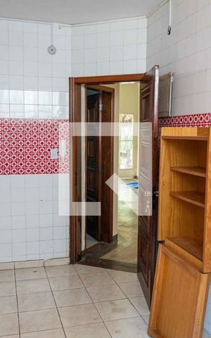 Casa à venda com 300m², 5 quartos e 2 vagas Casa à venda com 300m², 5 quartos e 2 vagasCozinha