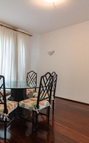 Apartamento à venda com 193m², 3 quartos e 2 vagas Apartamento à venda com 193m², 3 quartos e 2 vagasSala de Jantar