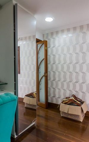Casa à venda com 1212m², 3 quartos e 5 vagas Casa à venda com 1212m², 3 quartos e 5 vagasSuíte principal