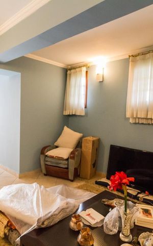 Casa à venda com 1212m², 3 quartos e 5 vagas Casa à venda com 1212m², 3 quartos e 5 vagasSala 3