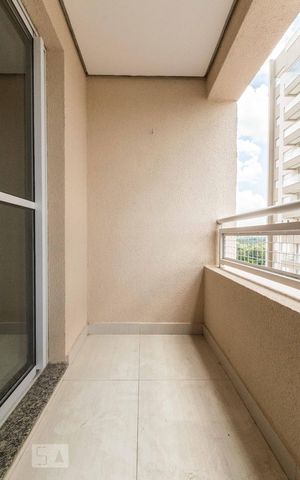 Apartamento à venda com 68m², 2 quartos e 1 vaga Apartamento à venda com 68m², 2 quartos e 1 vagaVaranda