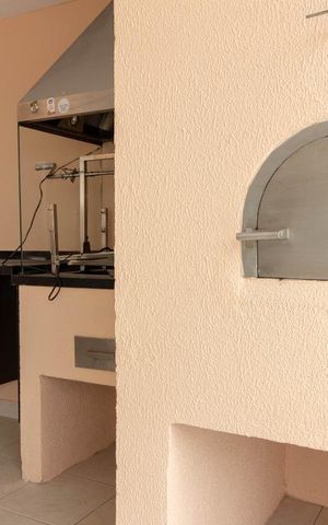 Apartamento à venda com 160m², 2 quartos e 2 vagas Apartamento à venda com 160m², 2 quartos e 2 vagasVaranda gourmet