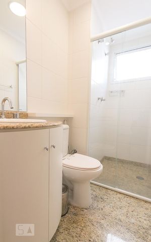 Apartamento para alugar com 74m², 2 quartos e 2 vagasBanheiro 