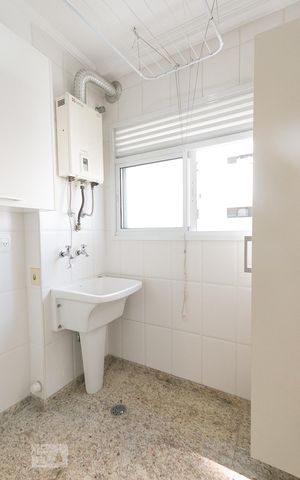 Apartamento para alugar com 74m², 2 quartos e 2 vagasÁrea de serviço 