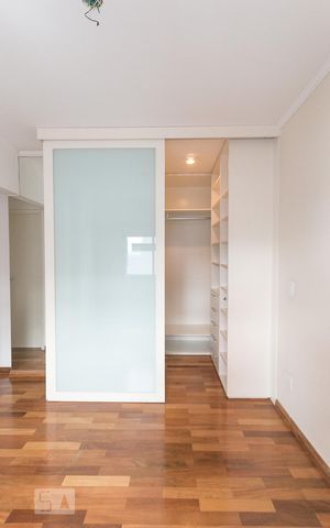 Apartamento para alugar com 74m², 2 quartos e 2 vagasSuíte 