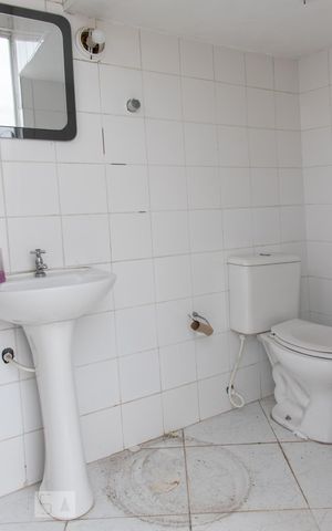 Casa à venda com 163m², 3 quartos e 2 vagasBanheiro do terraço 