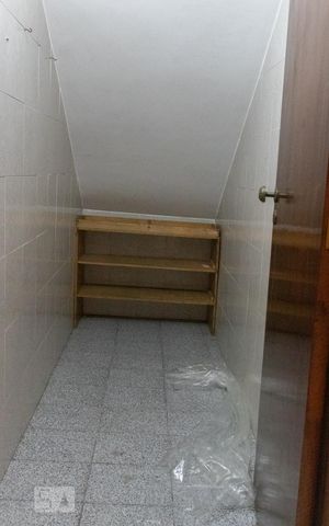 Casa à venda com 163m², 3 quartos e 2 vagasdispensa