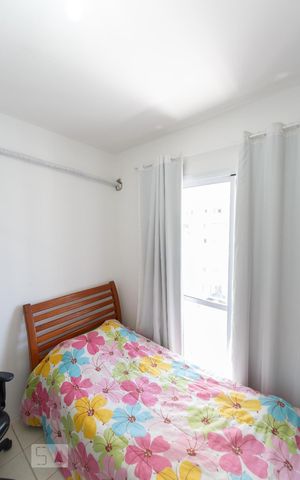 Apartamento para alugar com 77m², 3 quartos e 2 vagasQuarto 2