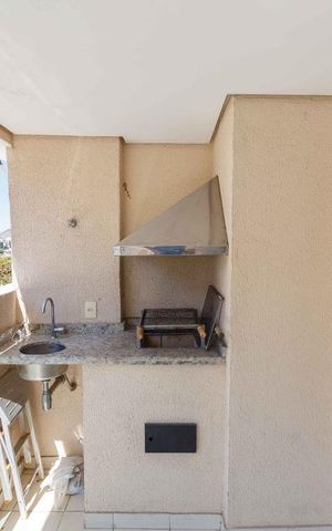 Apartamento para alugar com 77m², 3 quartos e 2 vagasVaranda
