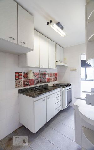 Apartamento à venda com 63m², 2 quartos e 1 vagaCozinha